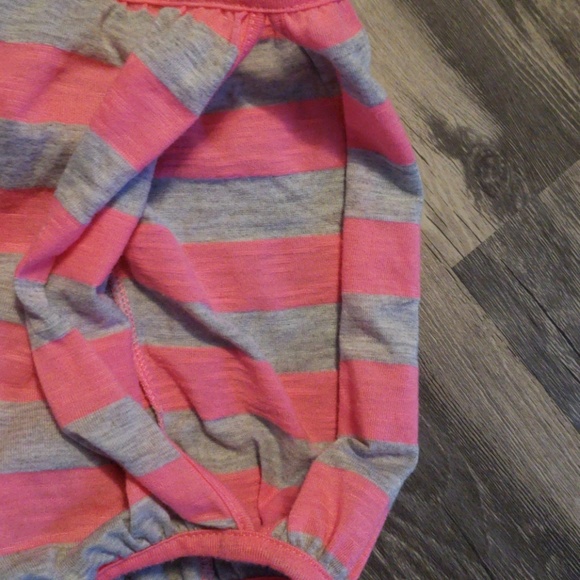 Top - Picture 3 of 3